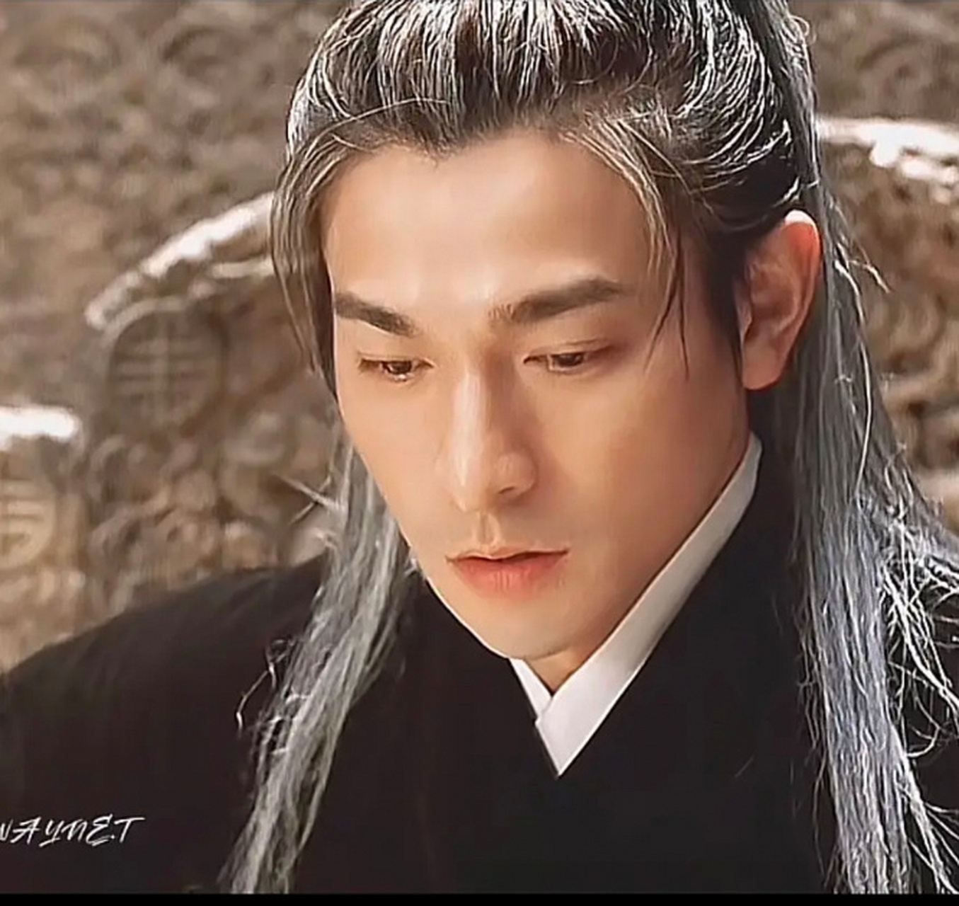 刘德华饰演的的叶孤城和陈冠希还挺神似的,清冷系男星