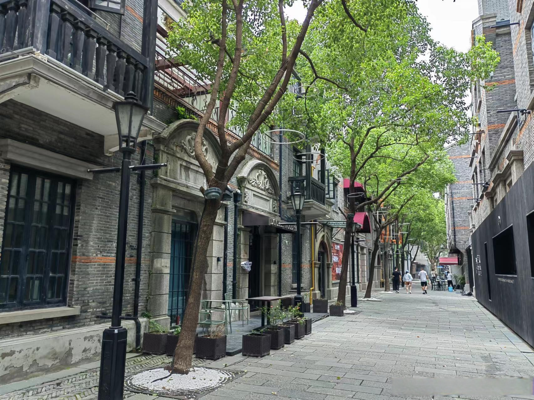 无锡天气#  今天是新的一周啦 今早出门 没有耀眼的阳光相迎 白天