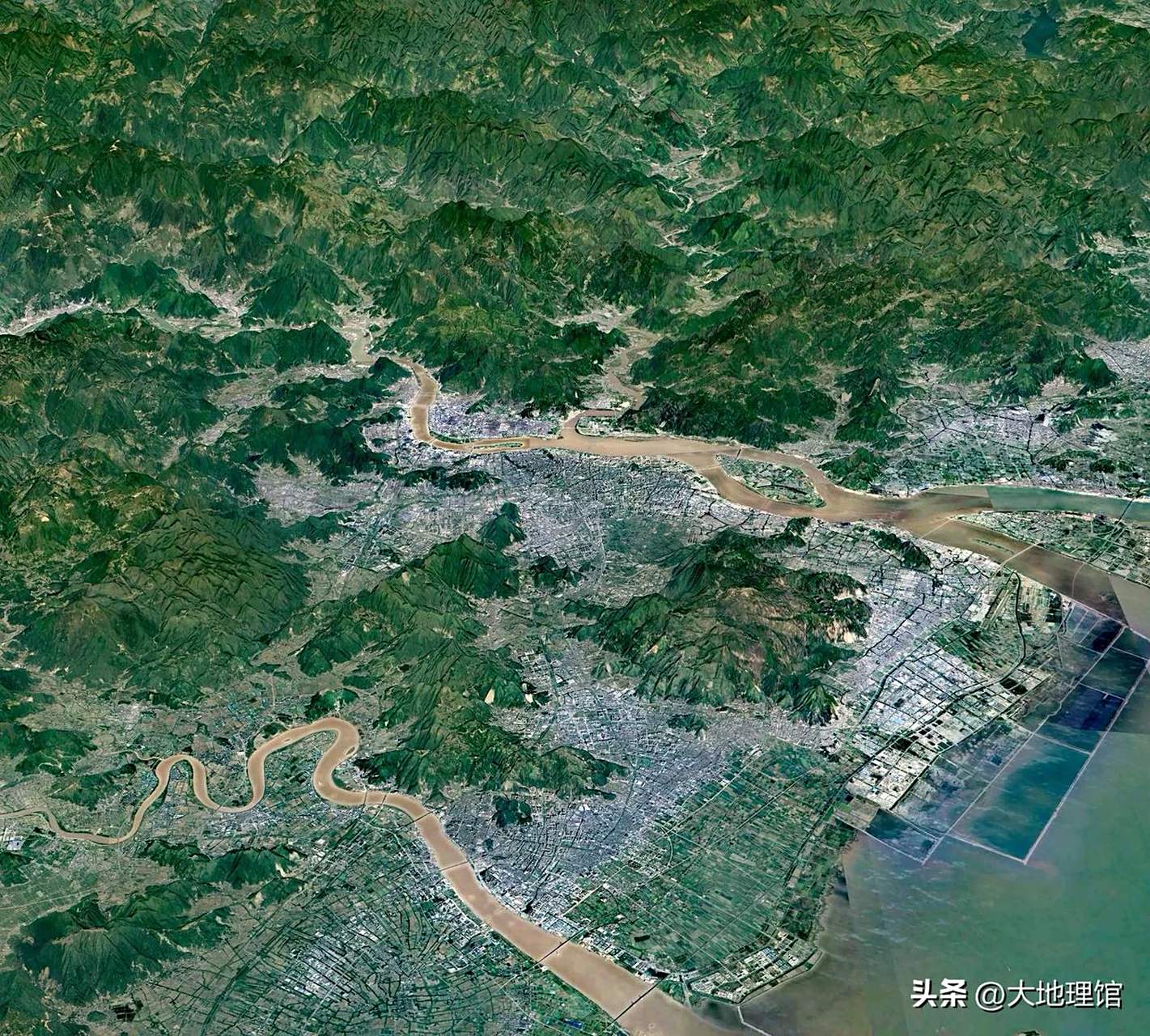 三维地形图,温州的地理条件如何?