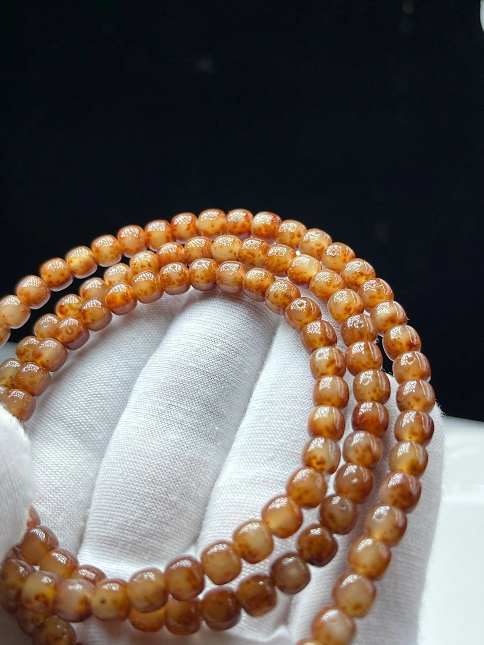 上新97976/5 果冻粉皮玉化大留白星月菩提 果冻玉化 6×5老型桶珠