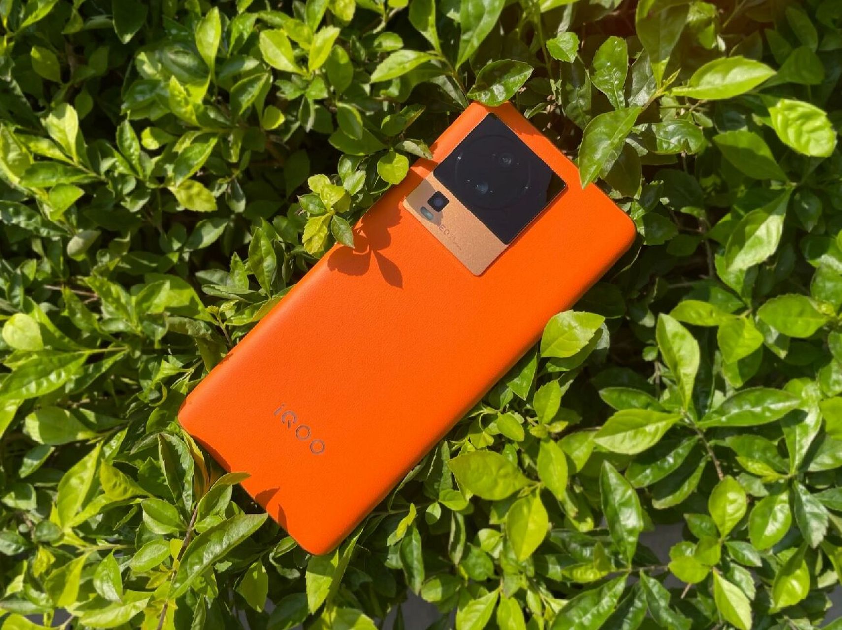 谈谈iqoo neo7的优缺点 | 附实用功能 8215外观:6.78英寸,8.