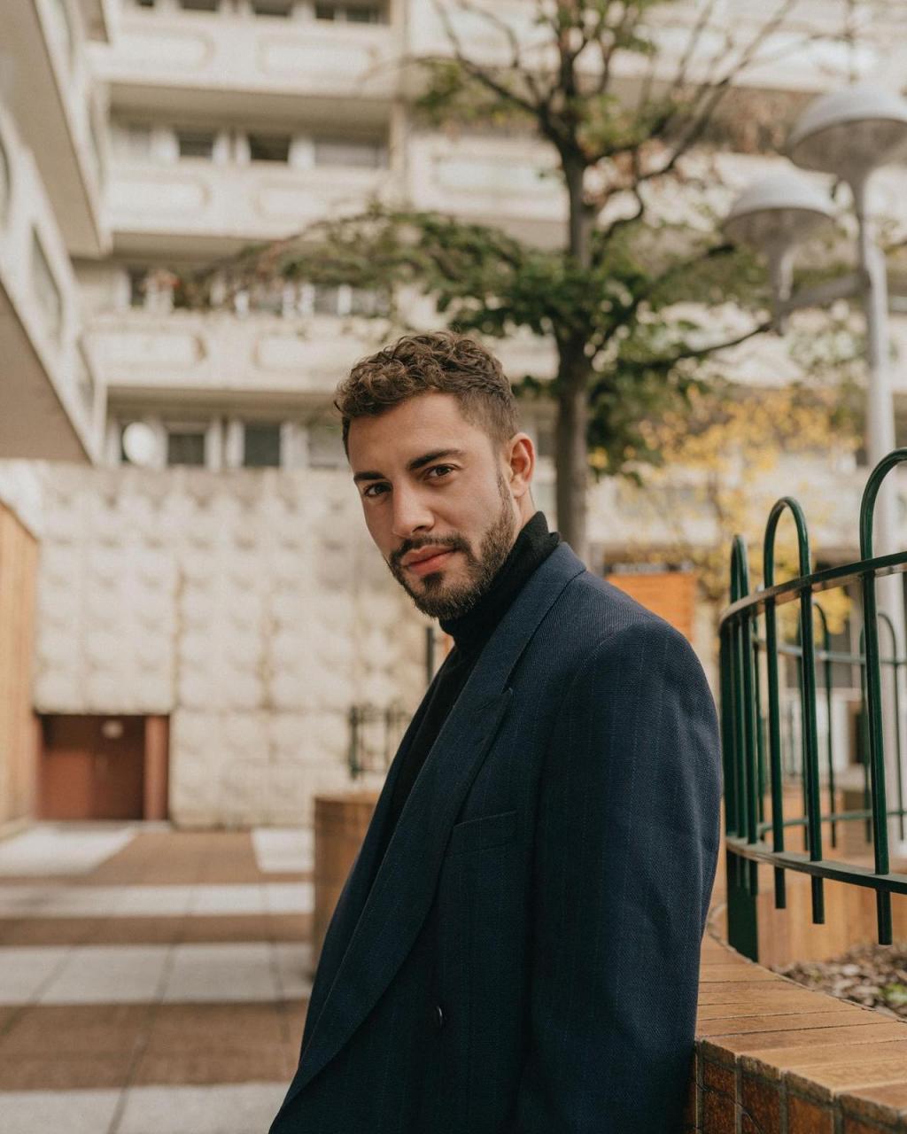 marwan berreni 是一位法国演员,出生于 1988 年 12 月 4 日.