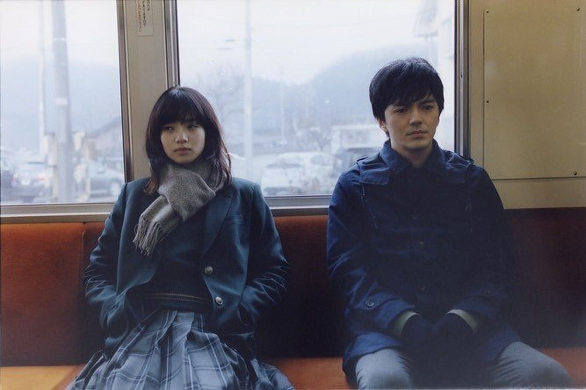 林遣都 x 小松菜奈《恋爱寄生虫》剧照