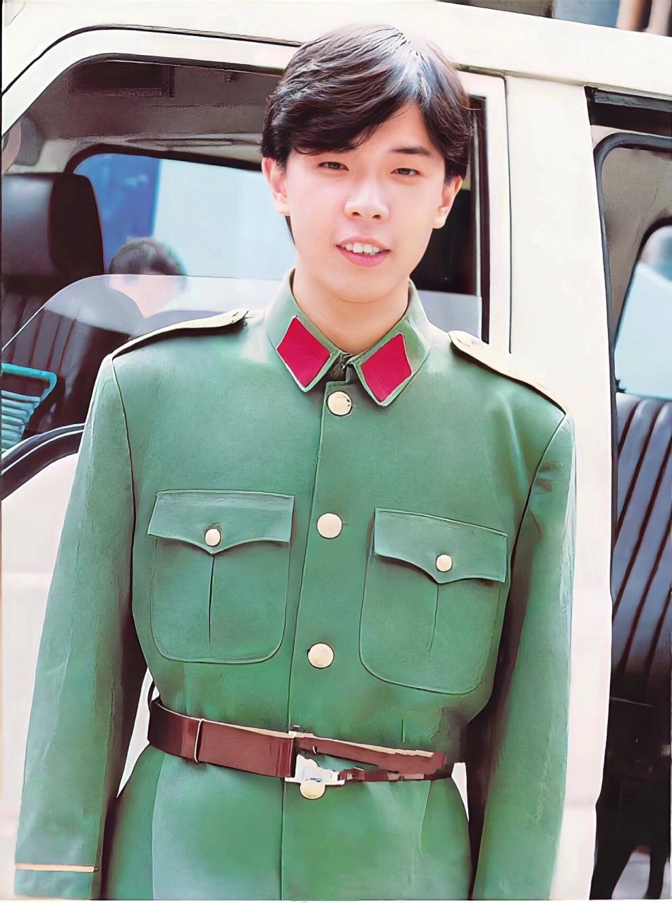 beyond珍藏版军装旧照二次再拍照片修复组图 98绿色制服版本在