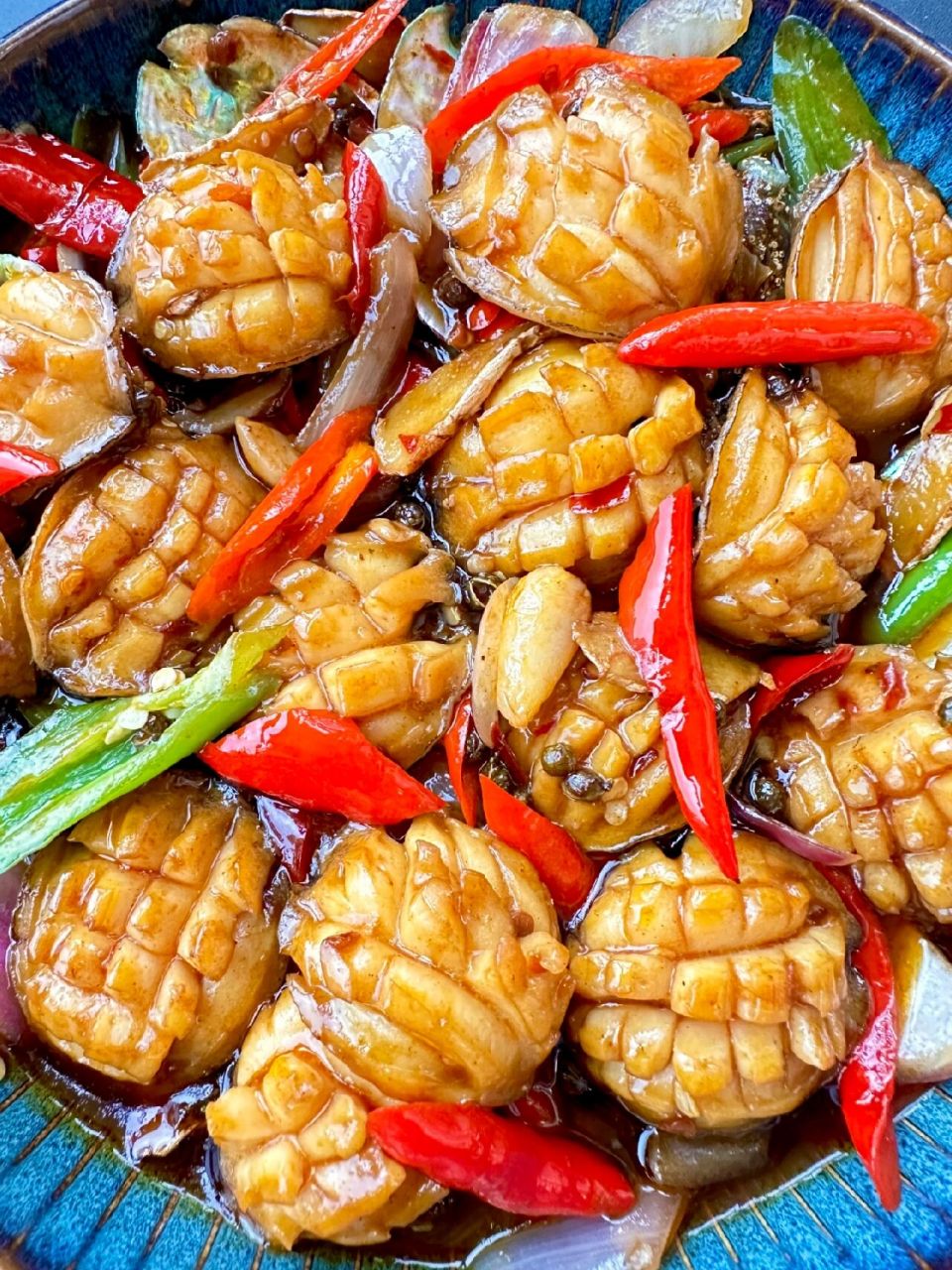 6015鲍鱼别老是拿来煲汤了,炒着吃才发现入味香糯,超级好吃