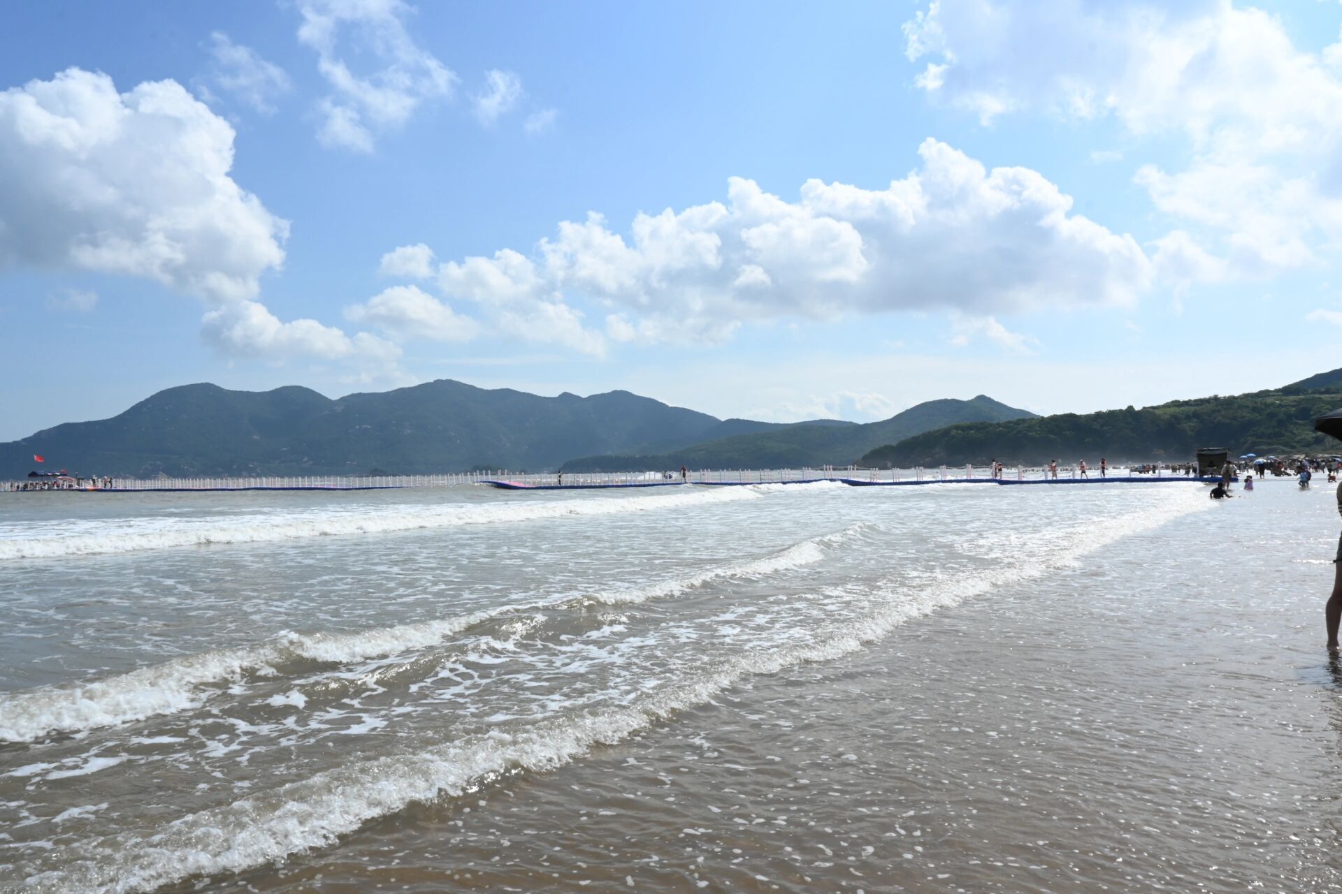 《朱家尖南沙》 位置:舟山市普陀区朱家尖南沙景区.