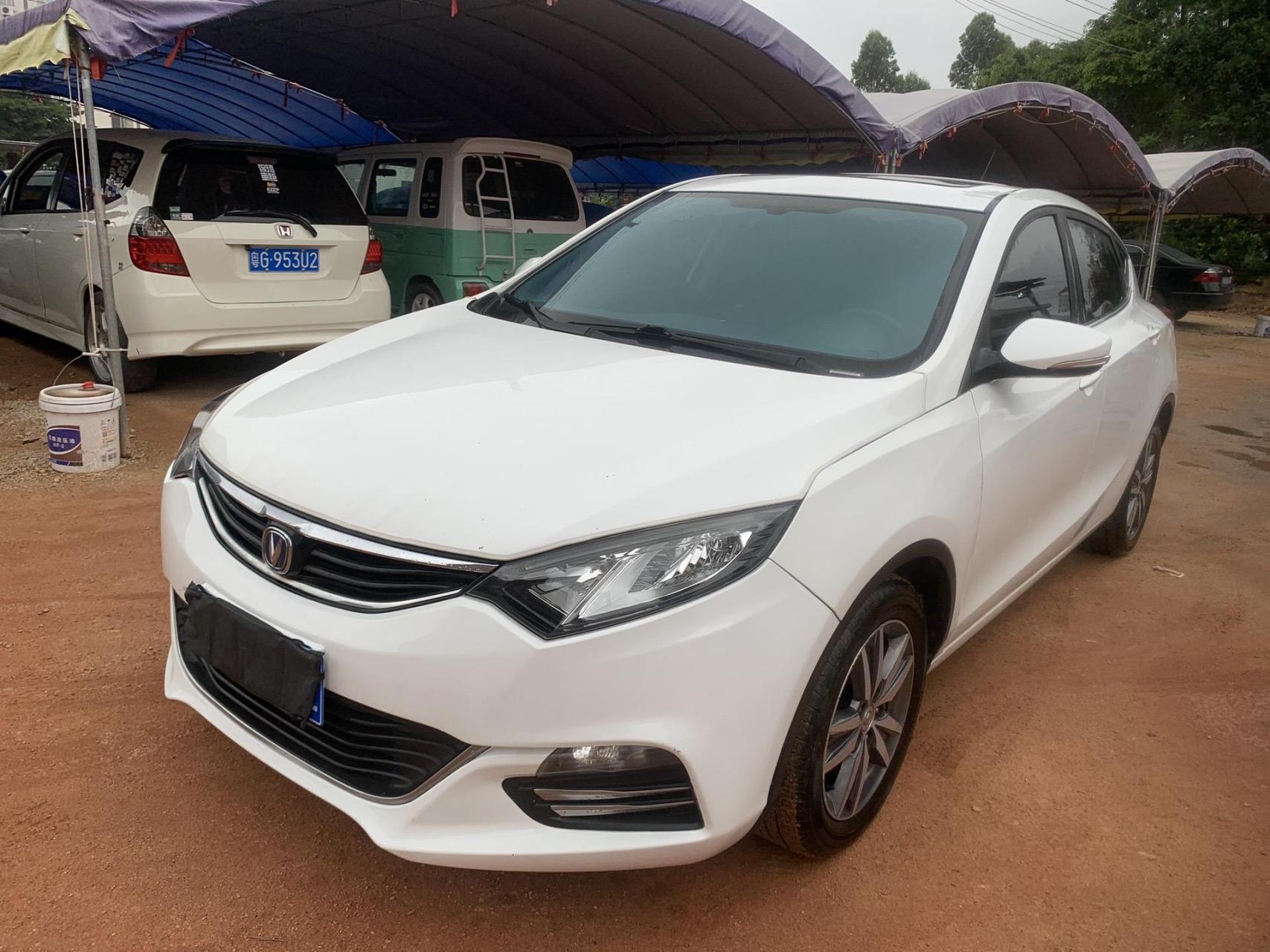 15年长安逸动xt 1.