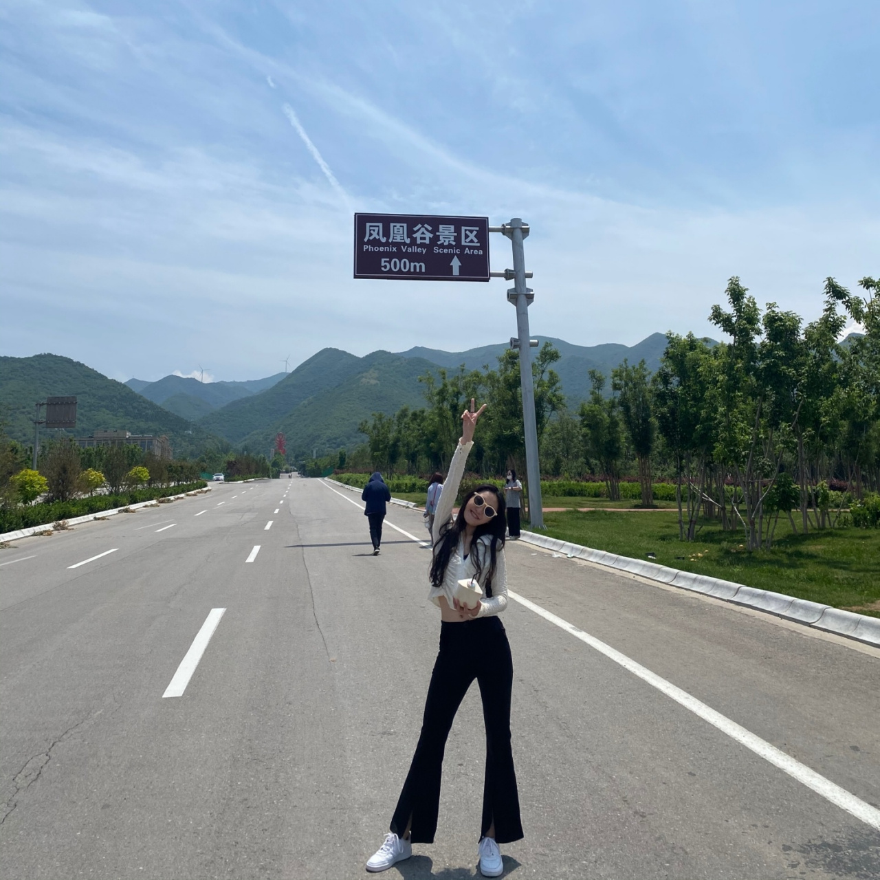 运城凤凰谷景区 门票20   进去买了门票还会贴心的送一瓶矿泉水 进去