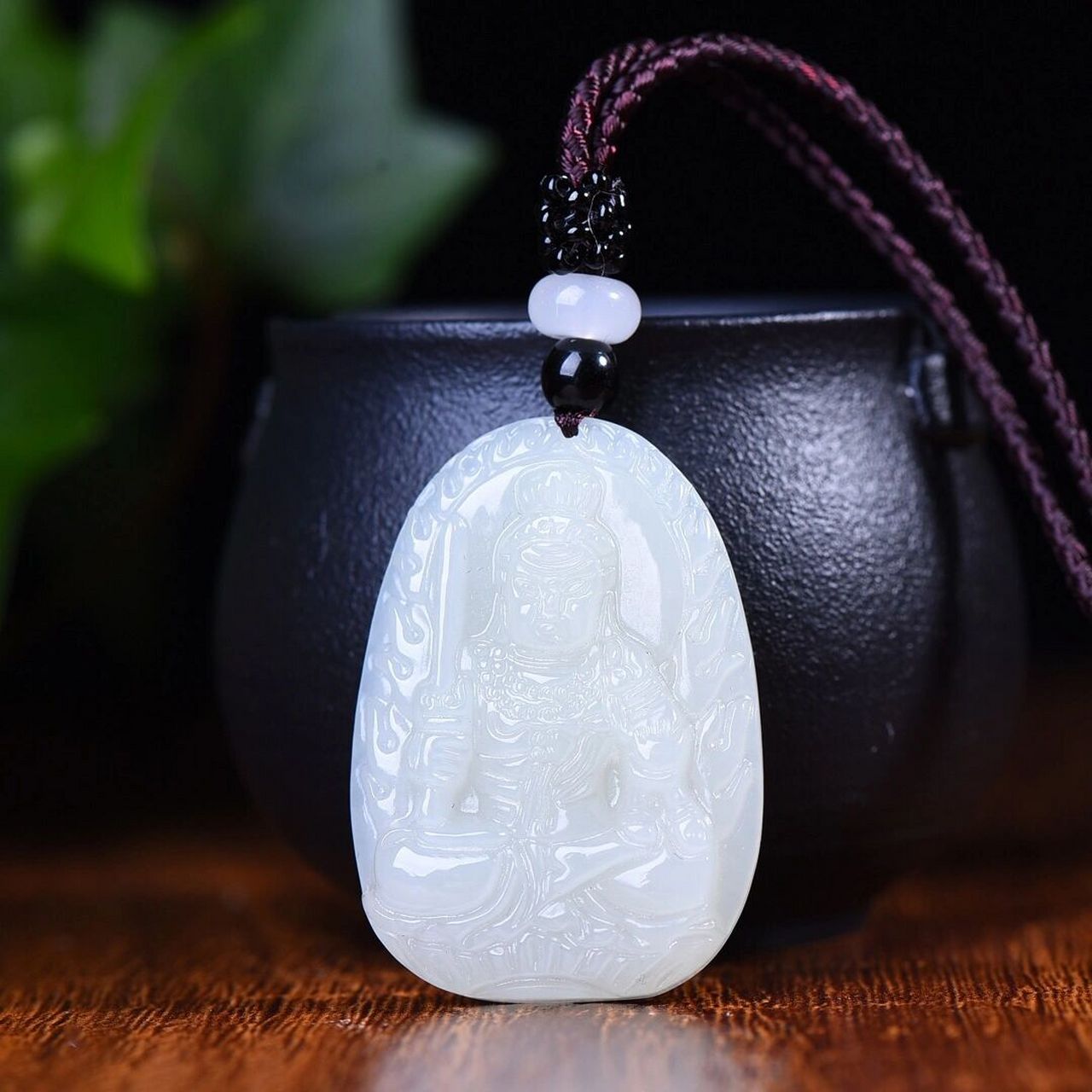 不动明王菩萨 【名称】精致和田玉《不动明王菩萨》 【寓意】属鸡