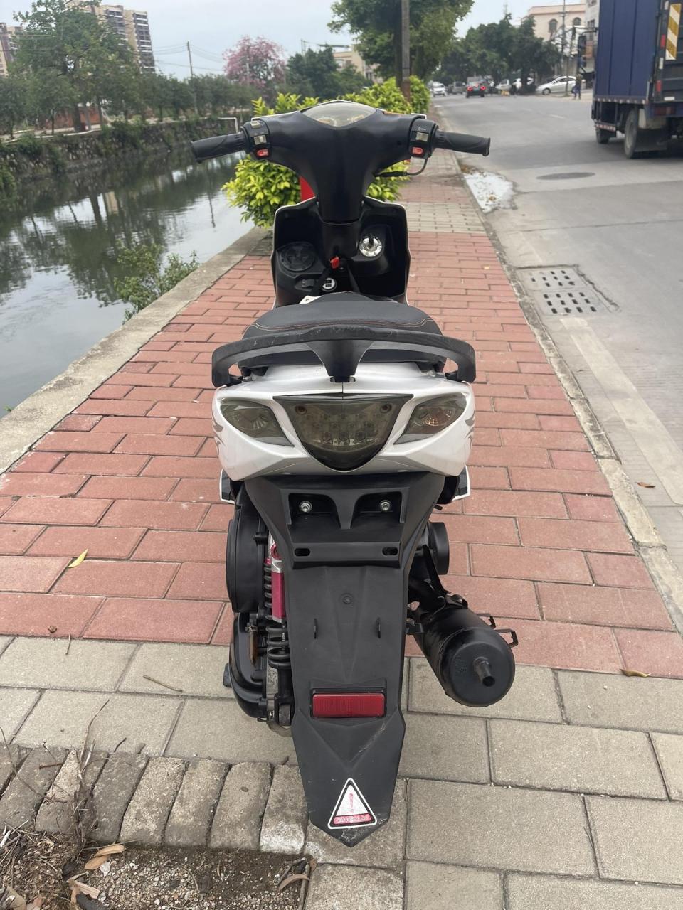 雅马哈鬼火100cc