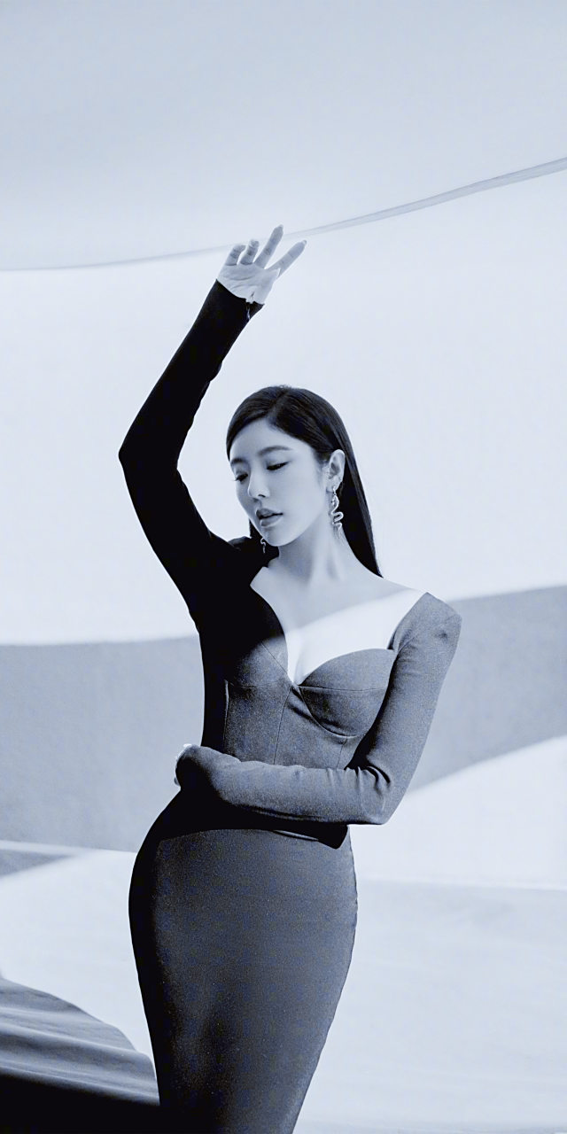 赵奕欢chloe黑色质感写真壁纸