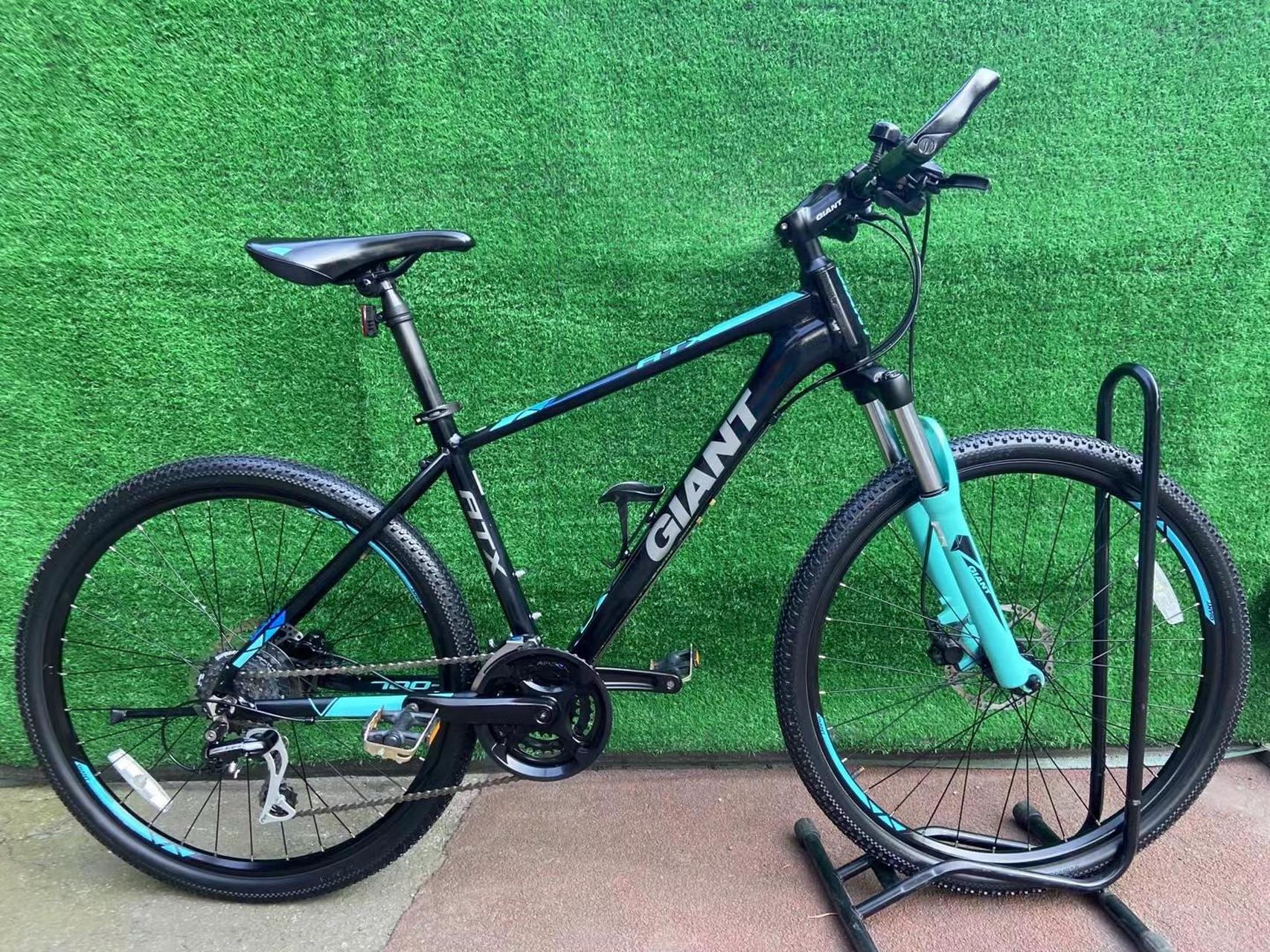 捷安特atx700s山地车,禧玛诺24速油碟,s车架,车况实拍,1000多元带走!