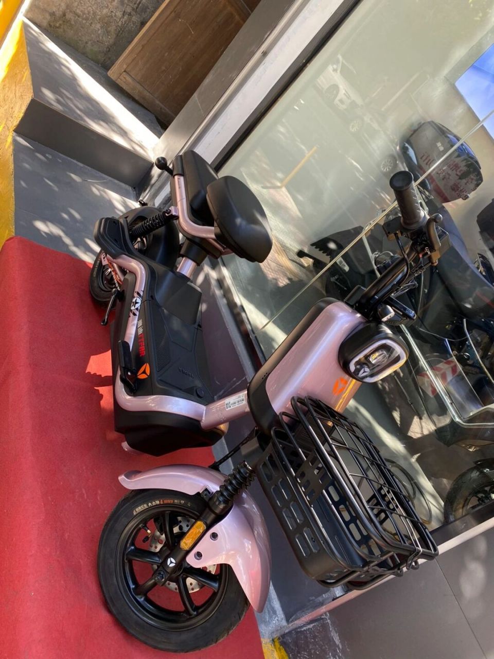 最终入手一台雅迪冠能速迈48v26a903850 之前准备入手小牛uqi 去