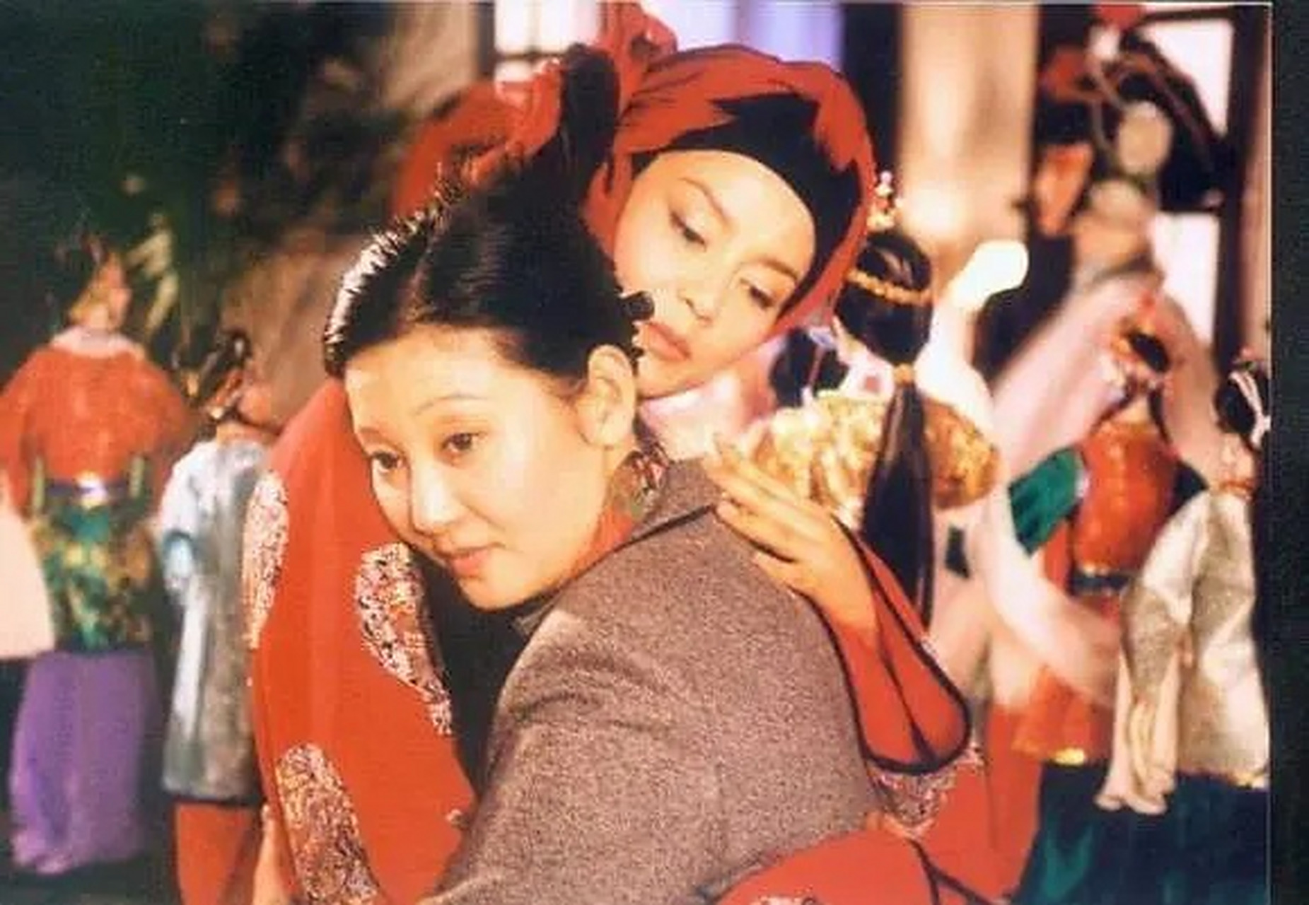 演员徐帆和潘虹,2003年,《青衣》.