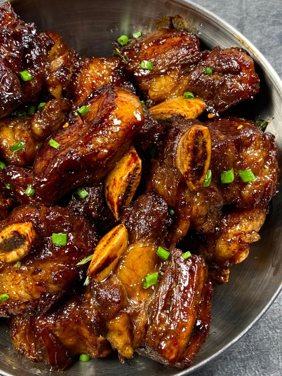 焦香的红烧牛肋排一出锅就惊艳到我了,香迷糊了!