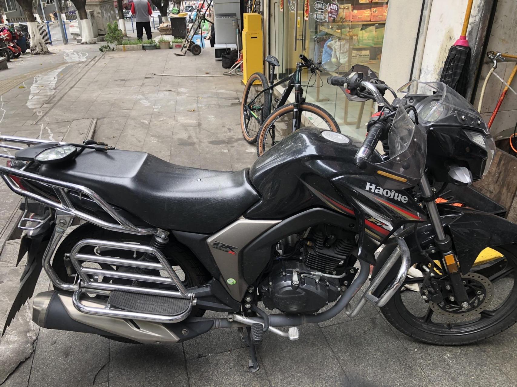 豪爵dk150r.国四电喷全网下架,同行大哥拿去吃皮