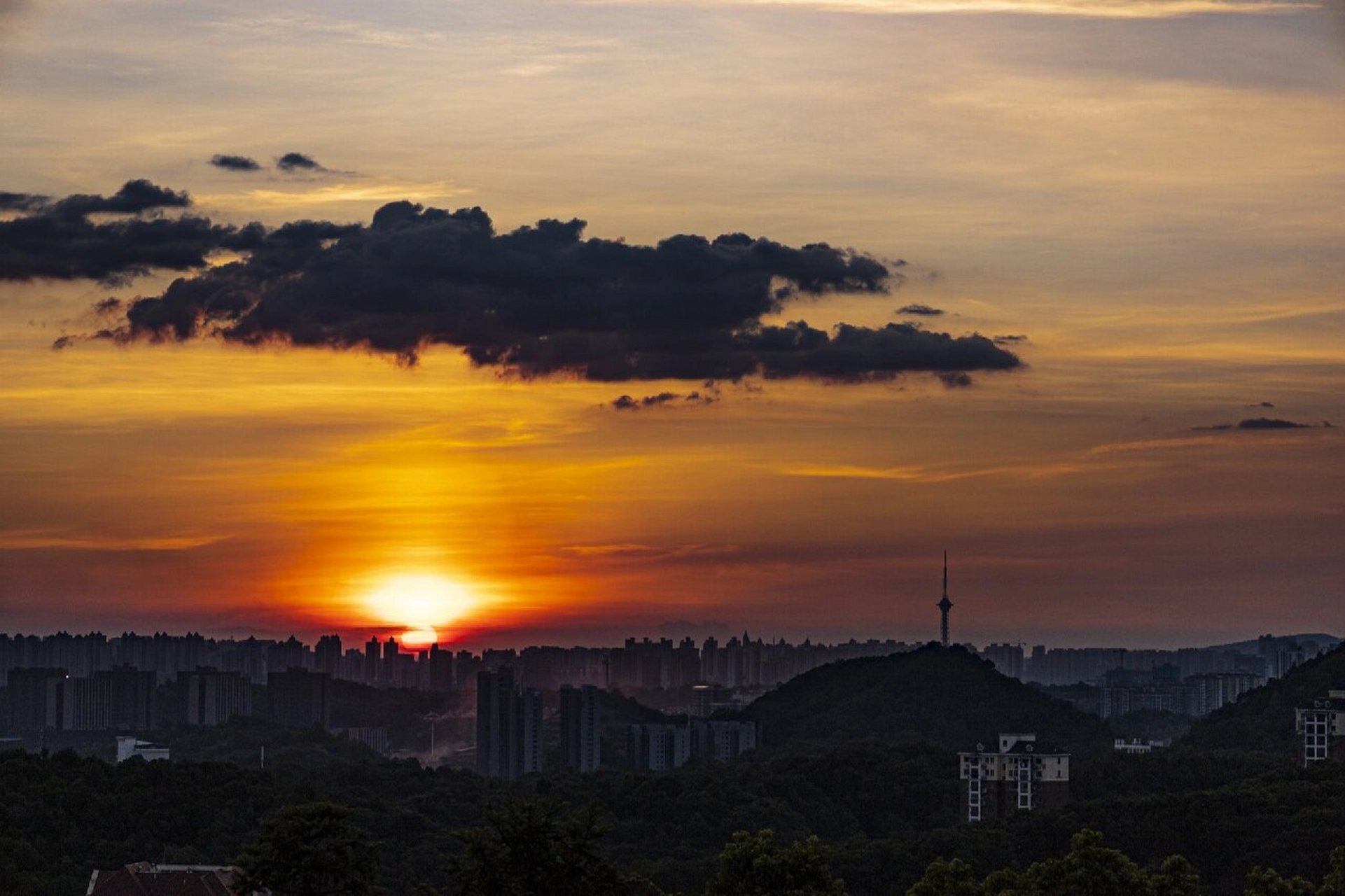 株洲凤凰山 | 去赶赴一场夕阳约定吧 地点:株洲市芦淞机场大道-凤凰山
