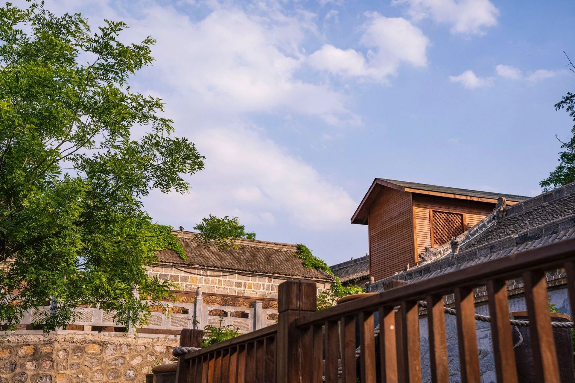 网红景区推荐|桑园小镇打卡导览图7215 第一站:五号山谷民宿 白龙