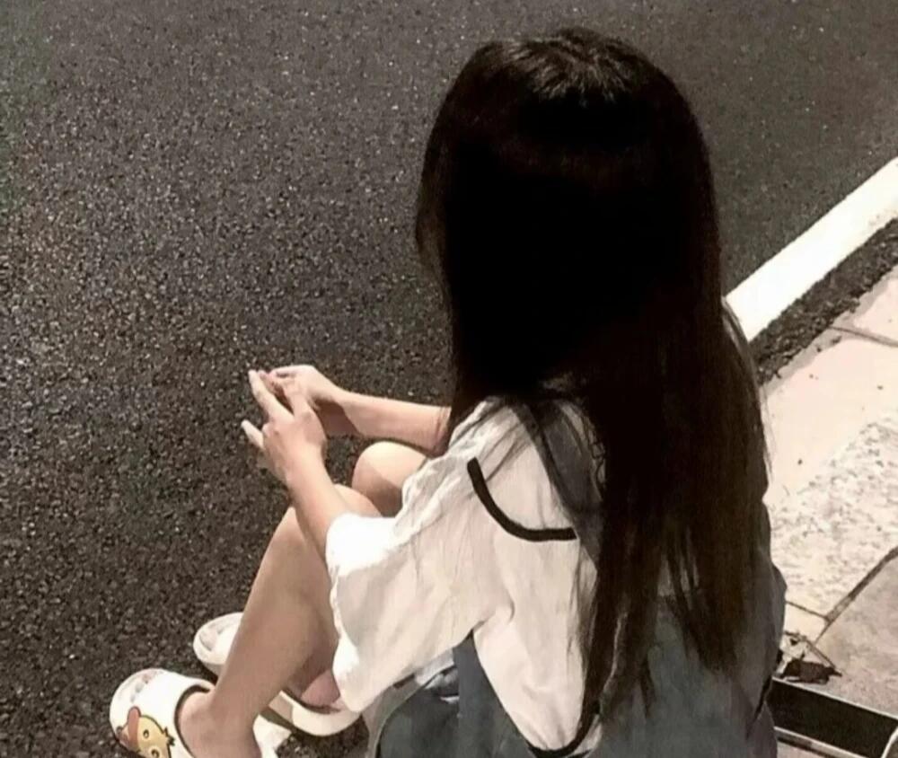 伤感女生头像