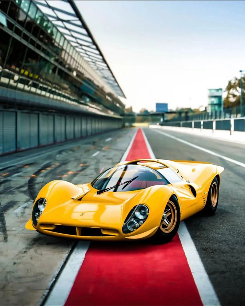 1969 法拉利330 p4,评论区一句话讲述它的故事!