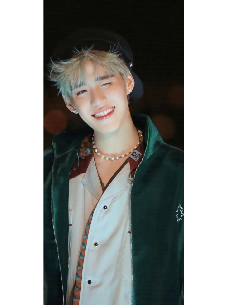 bkpp ～· 精修壁纸 爱情确实可以滋润人变的越来越美越来越娇甜呀,如