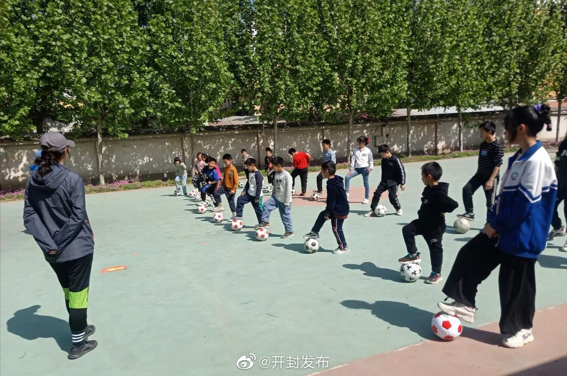 【#开封发布#美好源于热爱中国开封sos儿童村开设多种课程 满足孩子