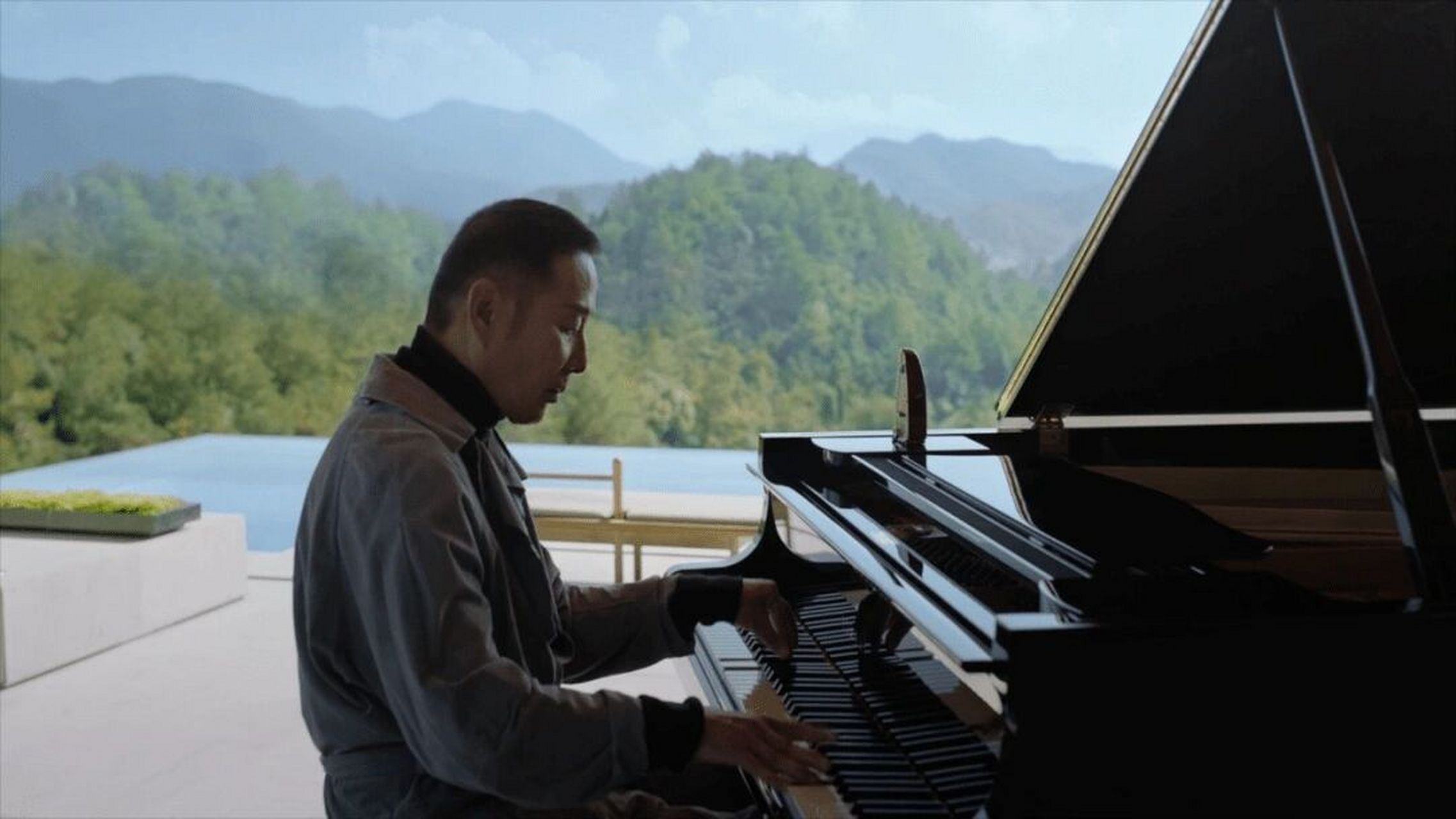 听听老戏骨陈道明怎么说 说起陈道明,你可能会想到一个演技卓绝的老戏