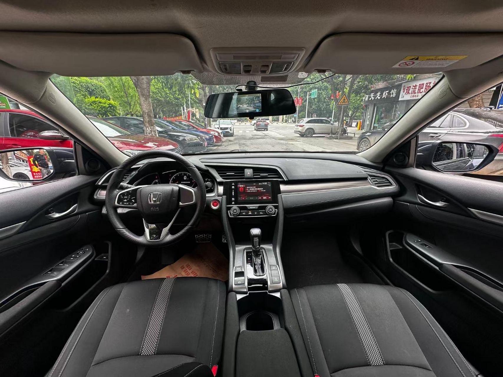 最新拿下19年上户本田思域燃动 新车指导价14万多 ,三万多公里实表