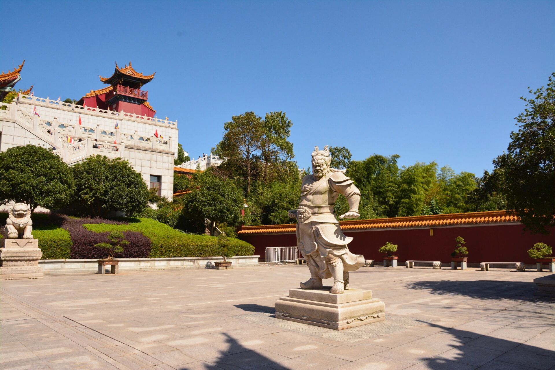 绍兴(大香林·兜率天)游记 景区简介:大香林·兜率天景区系"国家4a级