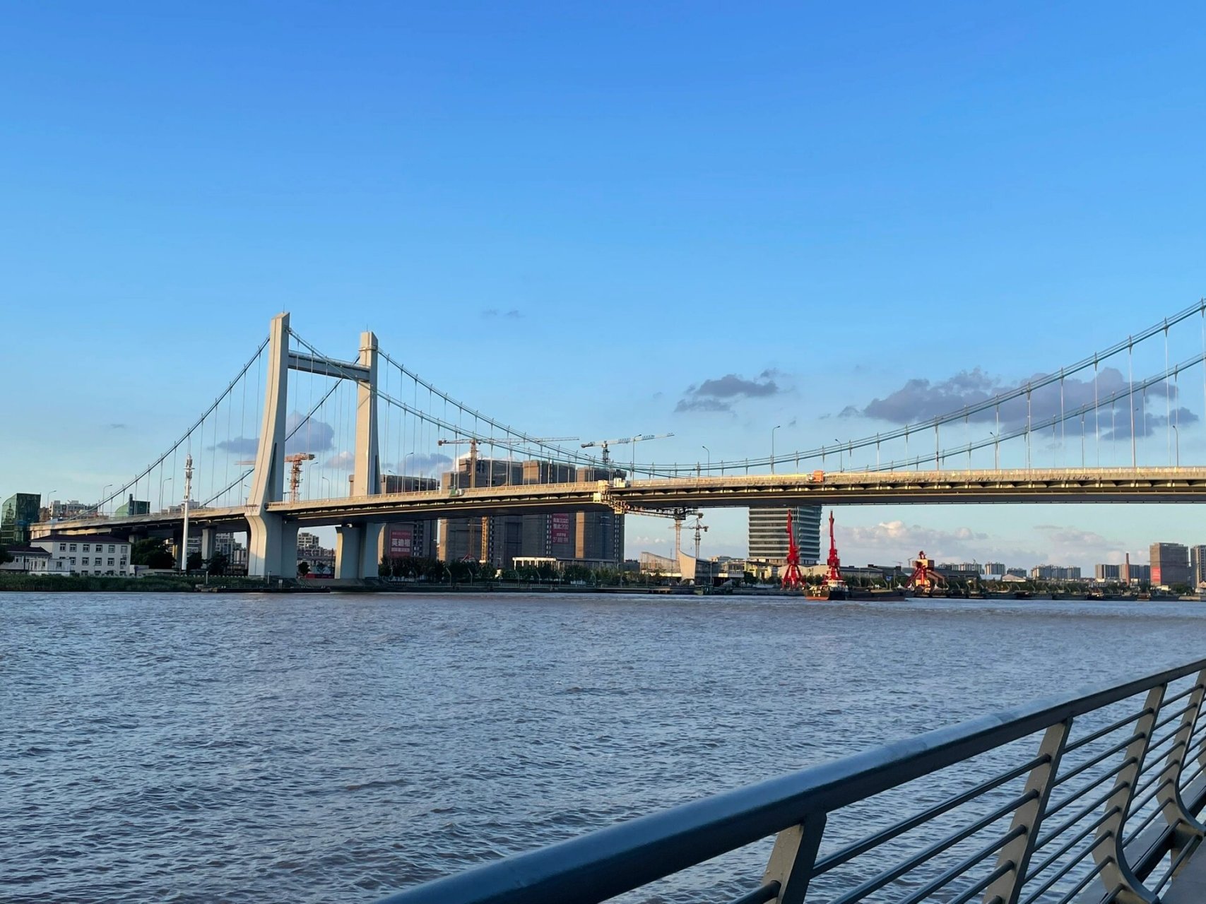 宁波滨江水韵公园10公里行走 如果你想一次性近距离接触连接江东和