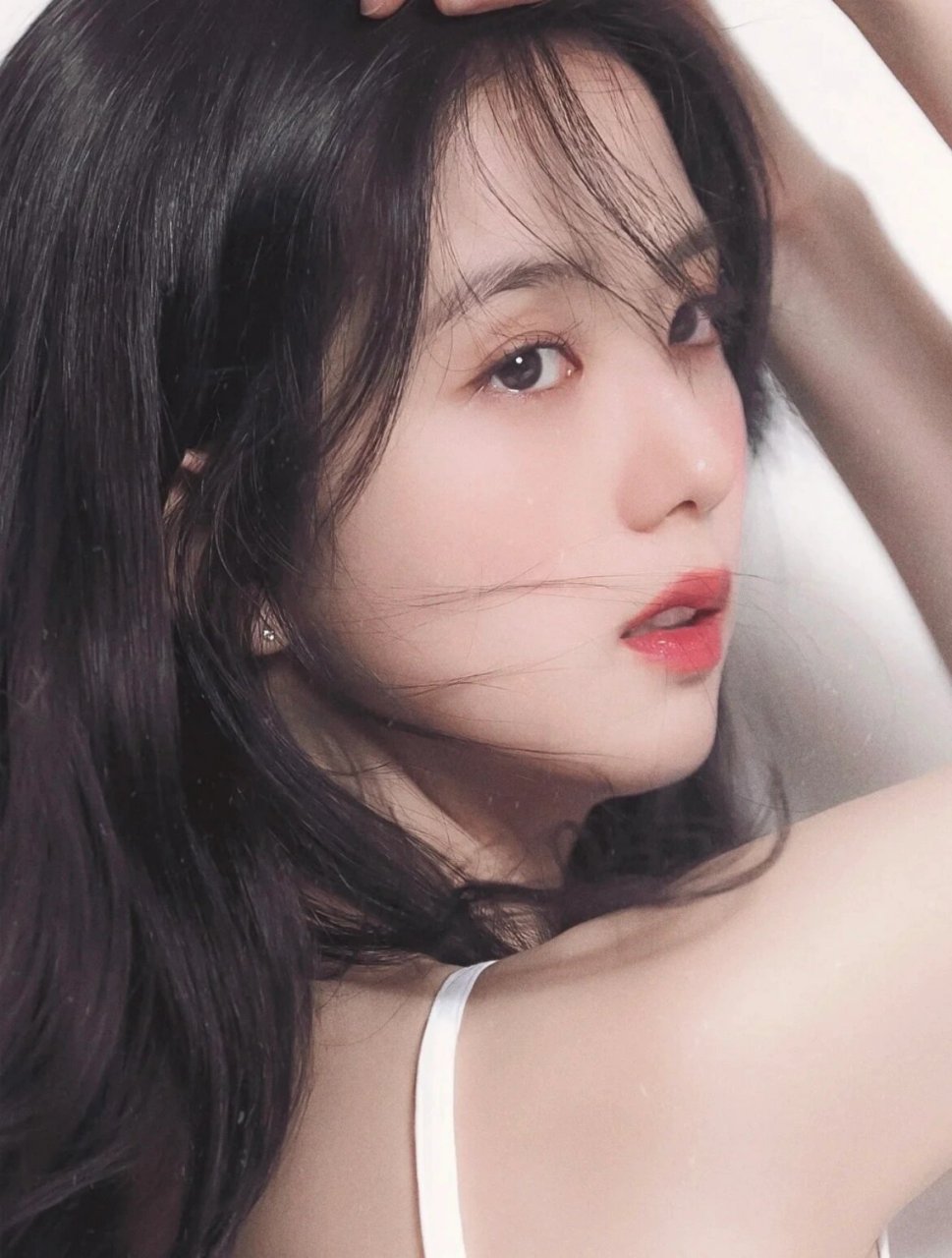 非粉也存的神图 jisoo篇 人间四月名不虚传