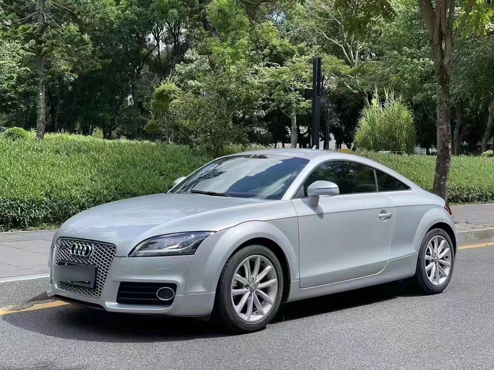 x万 【车型车系】13款奥迪tt coupe 2.