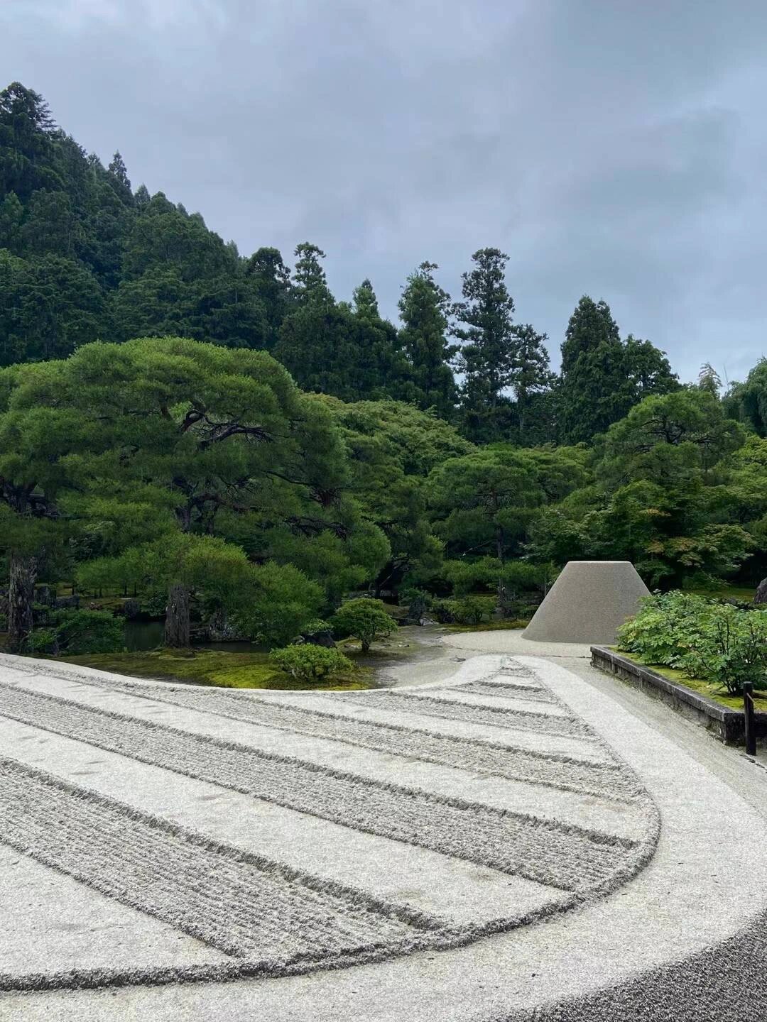 银阁寺枯山水图片