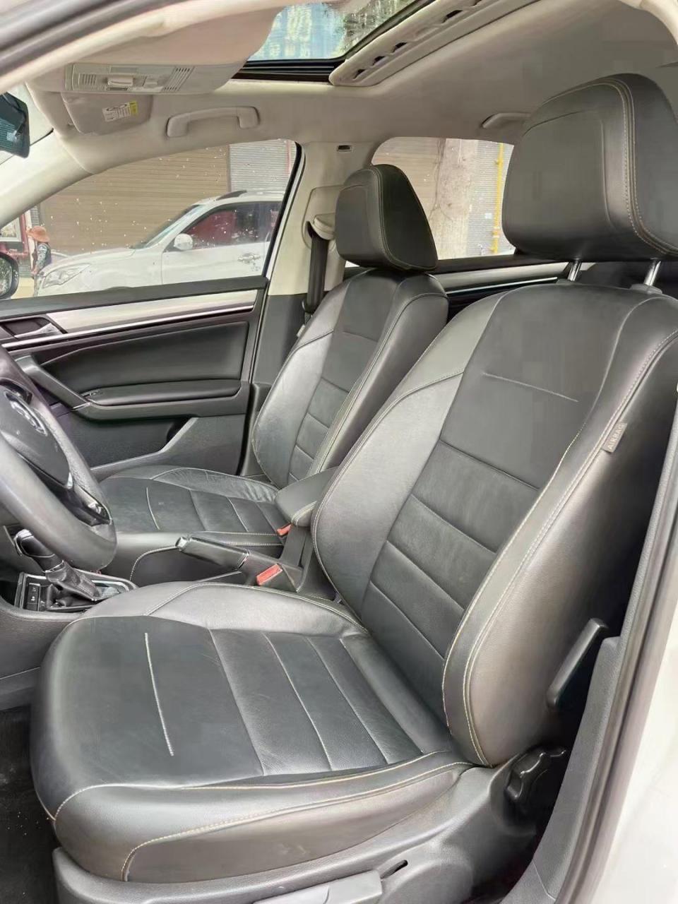 17年大众宝来,5.68万,精品车况,1.4t排量,8万公里,费用到明年3月.