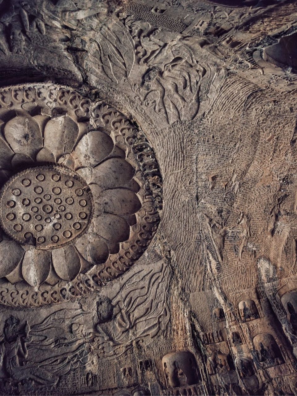 人民大会堂天花板原型龙门石窟莲花洞9515 莲花洞有着龙门石窟