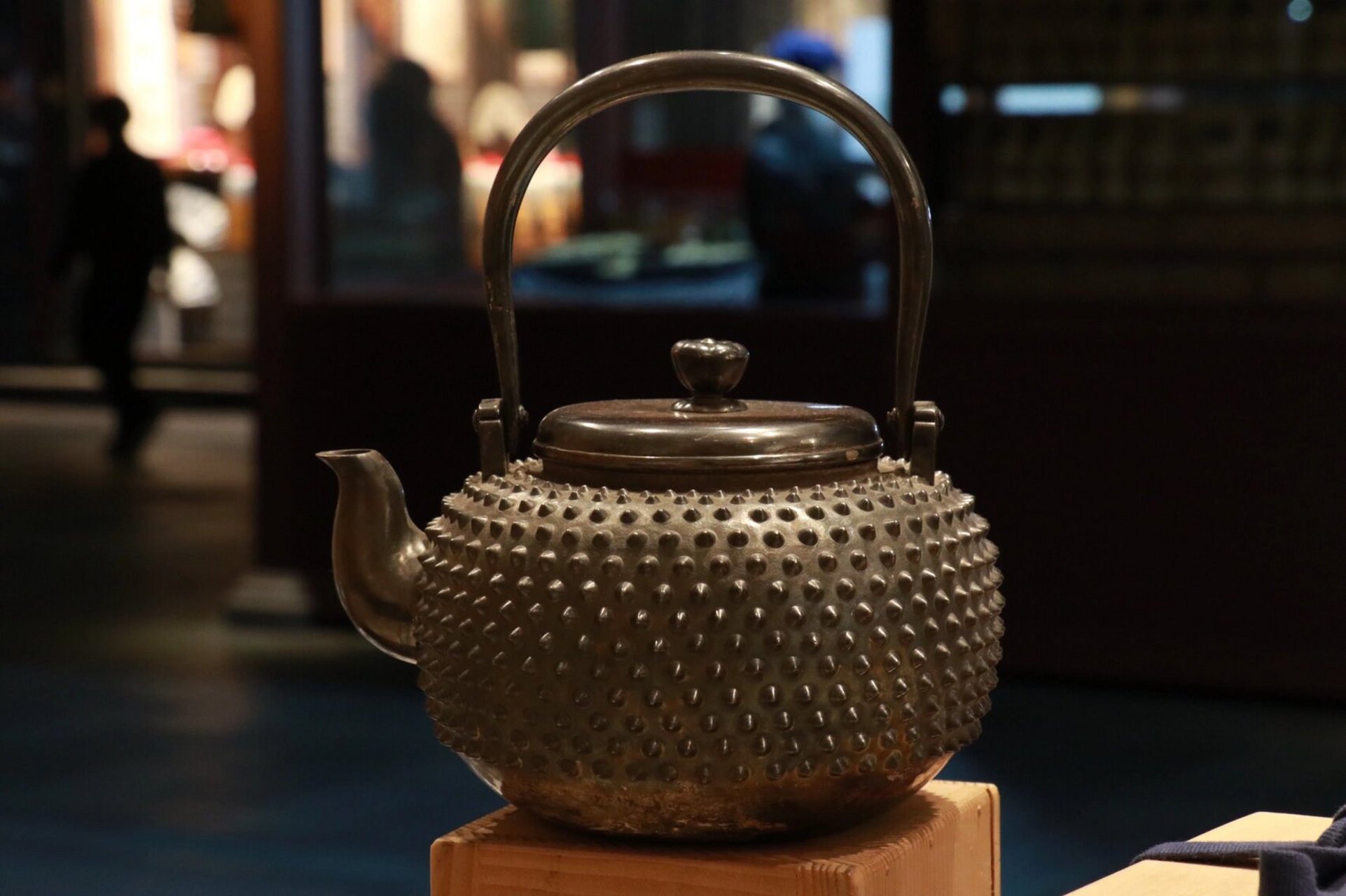 日本老银壶收藏指南:什么样的老银壶更值钱?