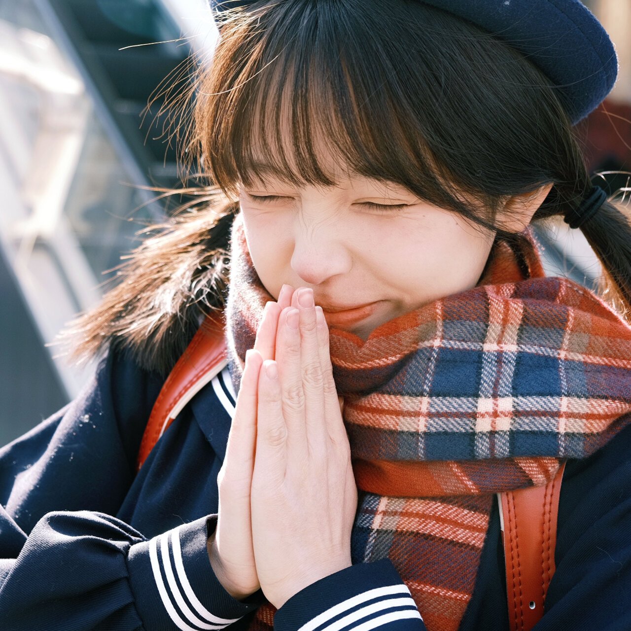 祈祷头像女孩 俺一直想拍个那种祈祷的,看那个日剧截图的灵感,这套