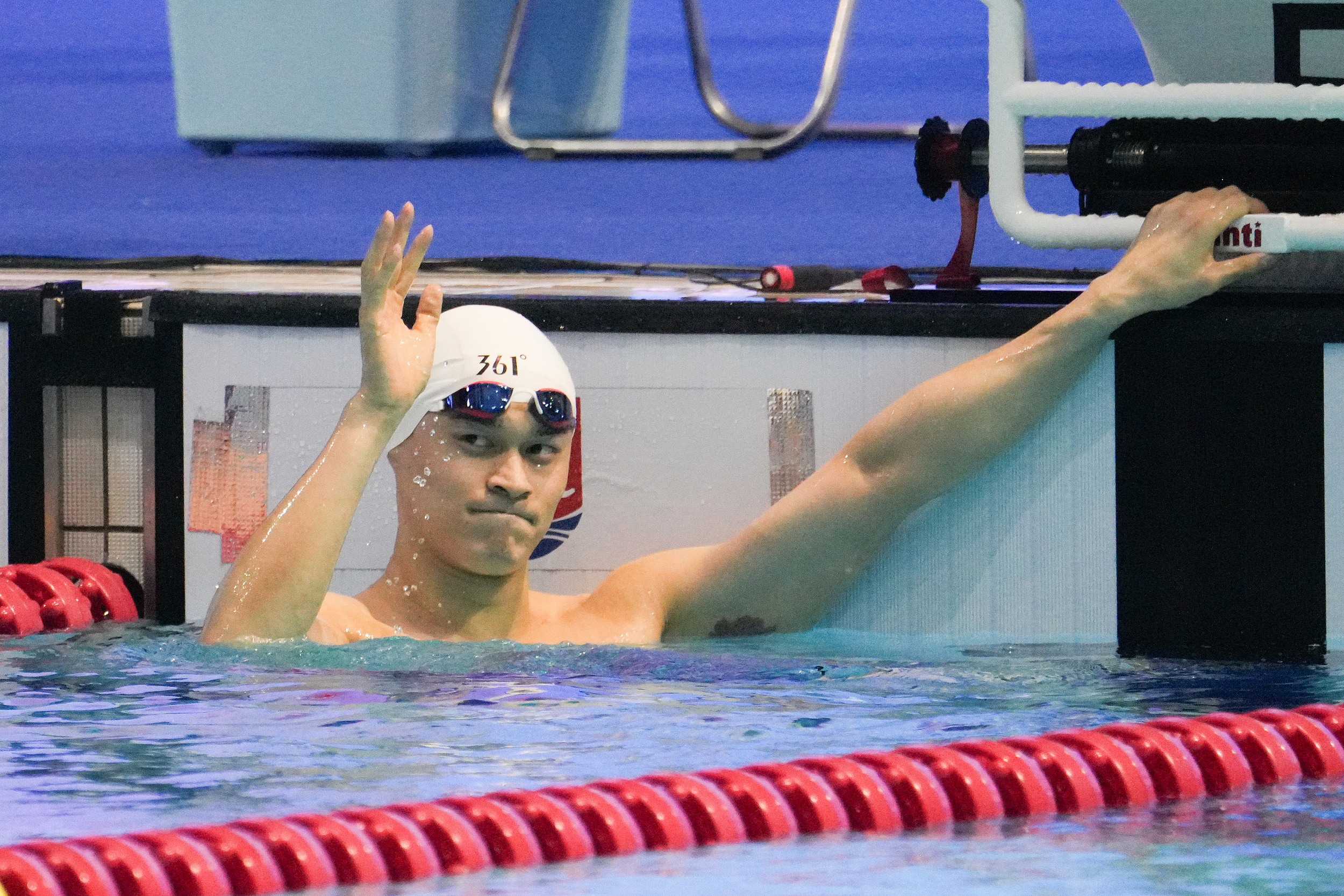 男子游泳奥运冠军,国际级运动健将,自由泳中长距离大满贯运动员孙杨