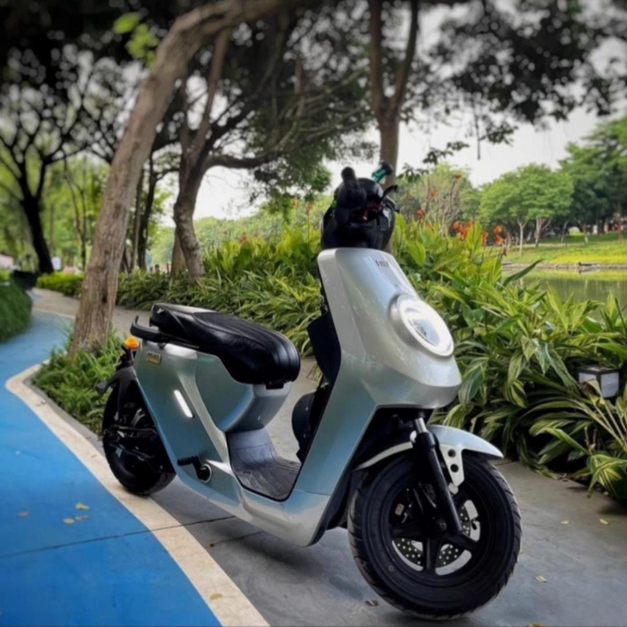 小牛m2改装分享  改造汇总: 三:1200w博世10寸 大:6053宁德大单体 件