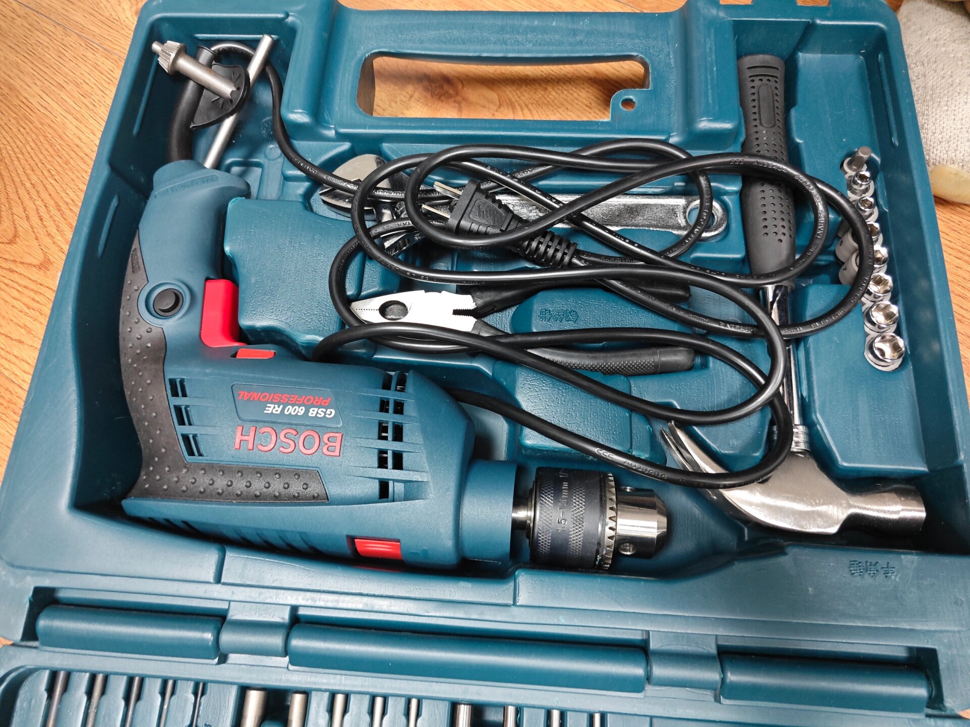 博世(bosch)gsb 600 re 13毫米600瓦手电钻 博世(bosch)gsb 600 re 13