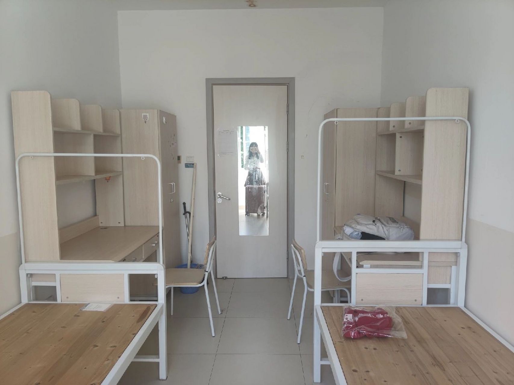 天大研究生宿舍一览 开学的时候随手拍了两张,先浅看一下吧,后续再更