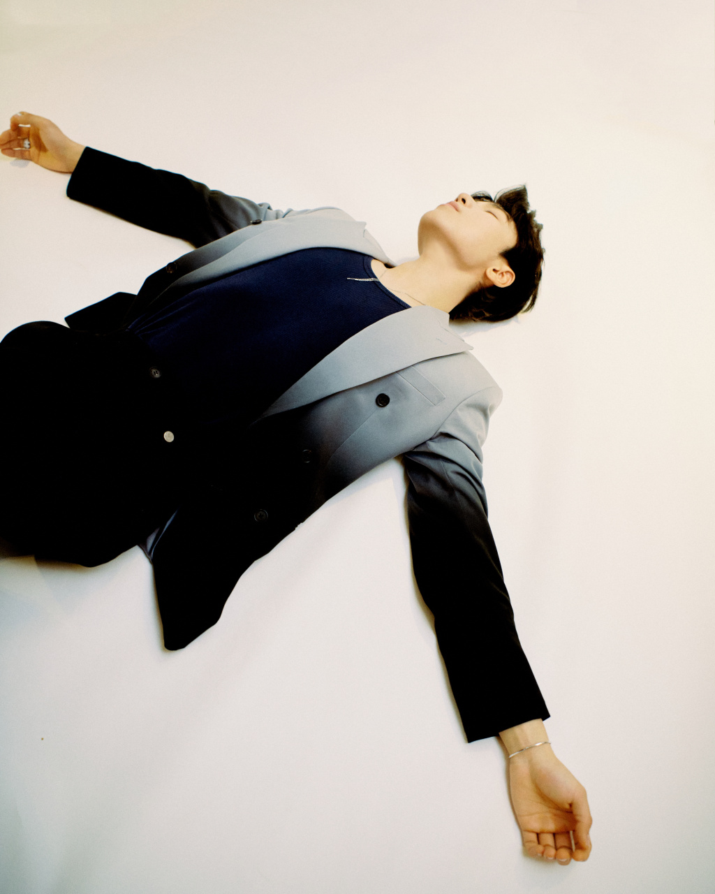 王子异超话 #室仔的独家记异#  岁序更替,福至新篇 本月暂无公开行程