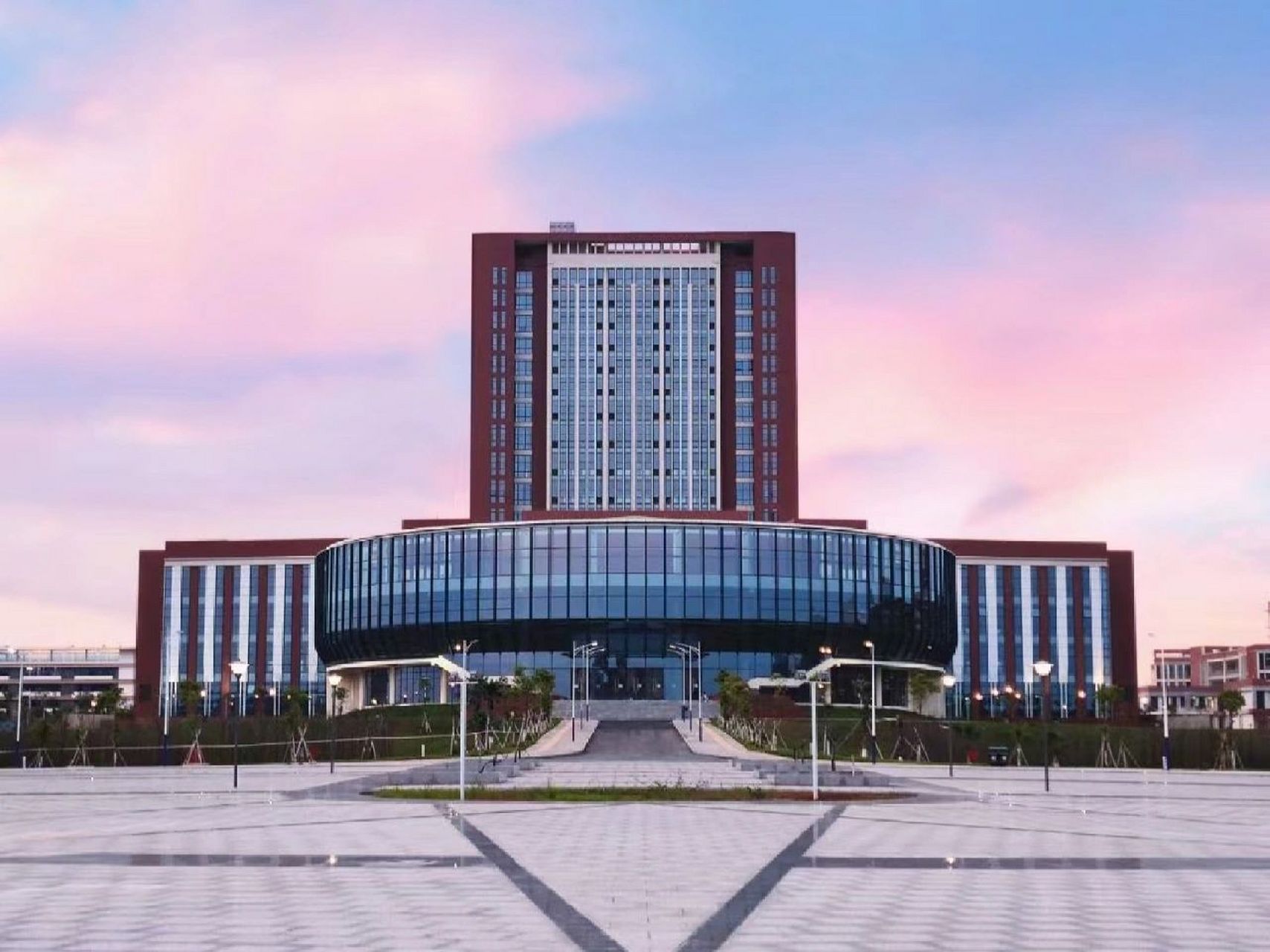 广西医科大学玉林校区 很多宝宝问我玉林校区环境怎么样,那就欣赏一下