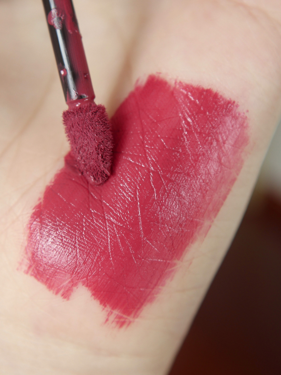 69 night mauve 玫瑰豆沙 唇釉系列敲意外的一个颜色,烟熏玫瑰 剖质