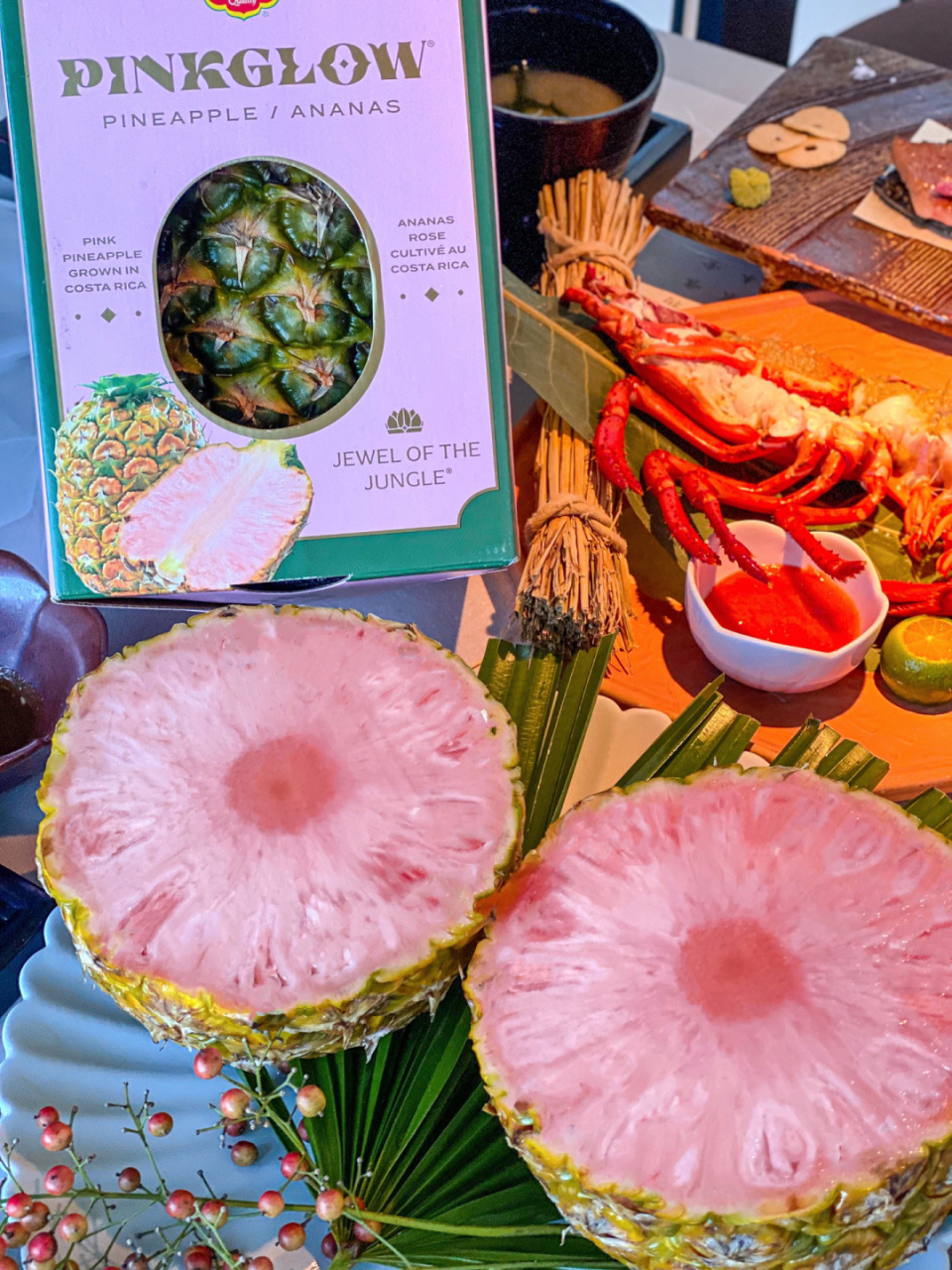 歌斯达黎加的粉菠萝95 切开真的太粉嫩啦!