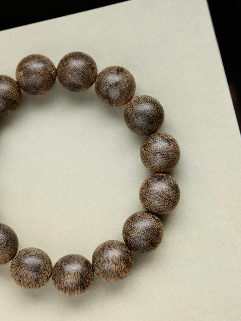 "固体香水" 16 文莱沉香|14mm手串 油脂丰厚,脂线清晰,细腻温润,从