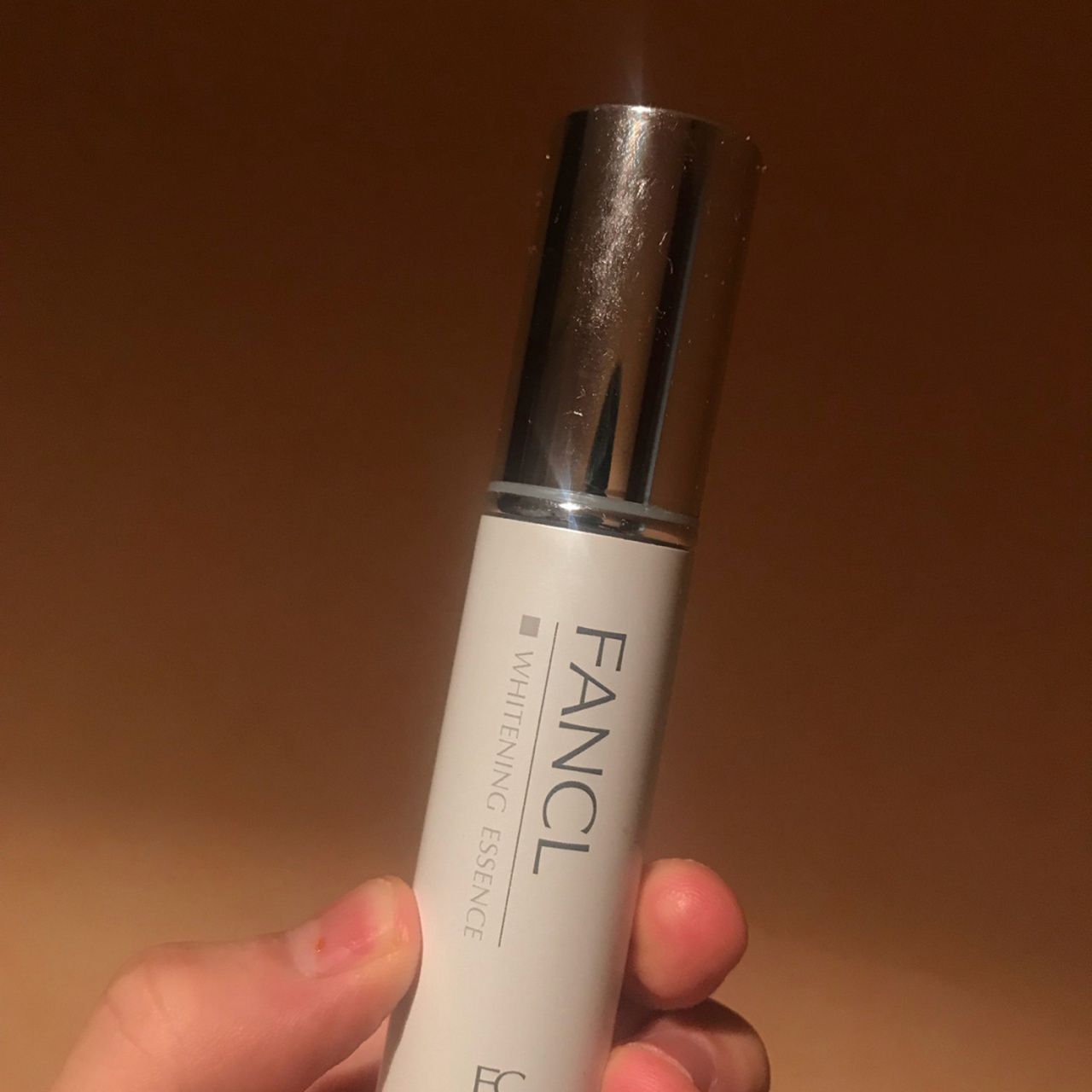 冬日温和高效美白精华推荐 最近法国的天气直逼零度,每天出门都感觉