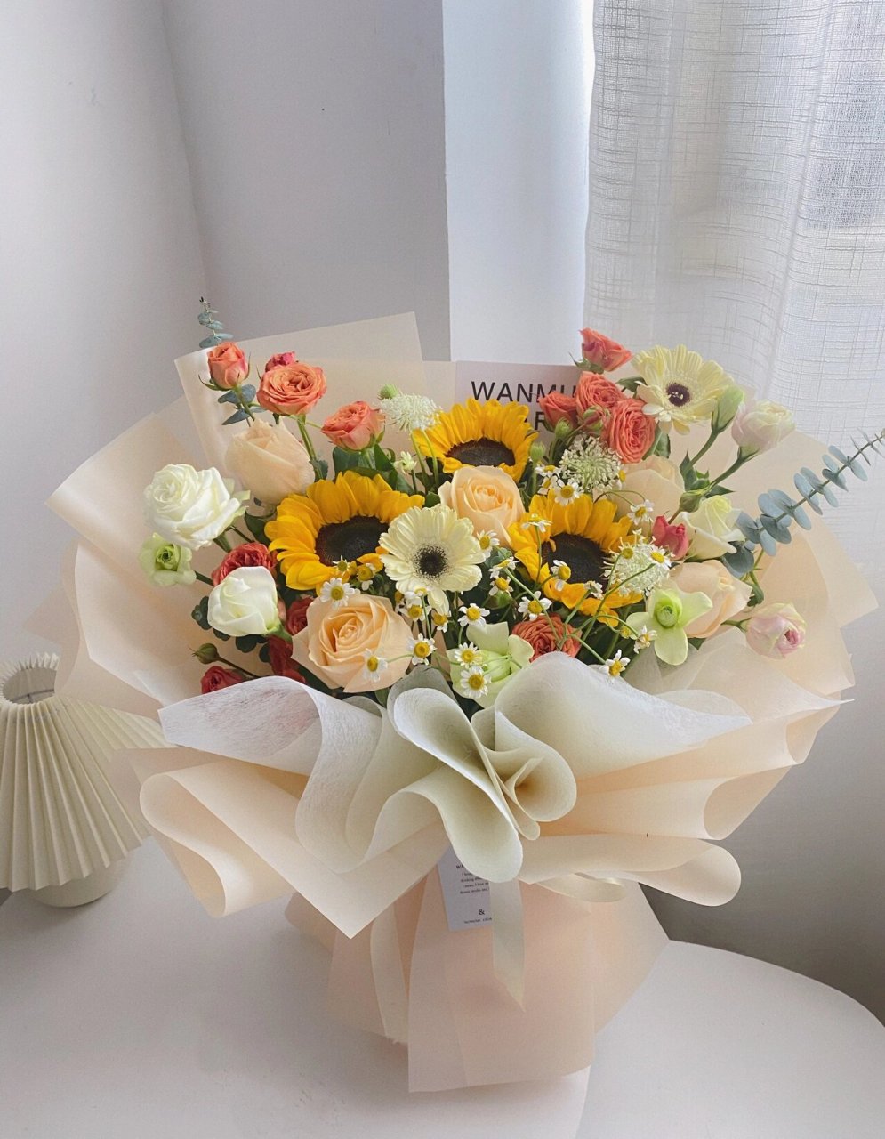 送准妈妈花束 送准妈妈的花束—— 向日葵花语:向阳而生,追逐阳光