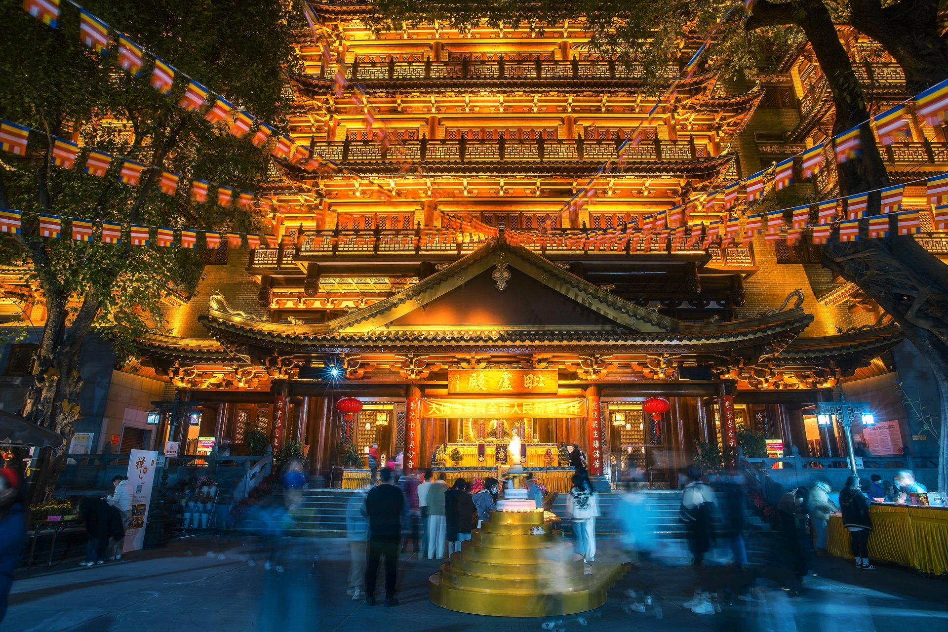 广州大佛寺——红尘繁华中的清明之地      广州大佛寺始建于南汉