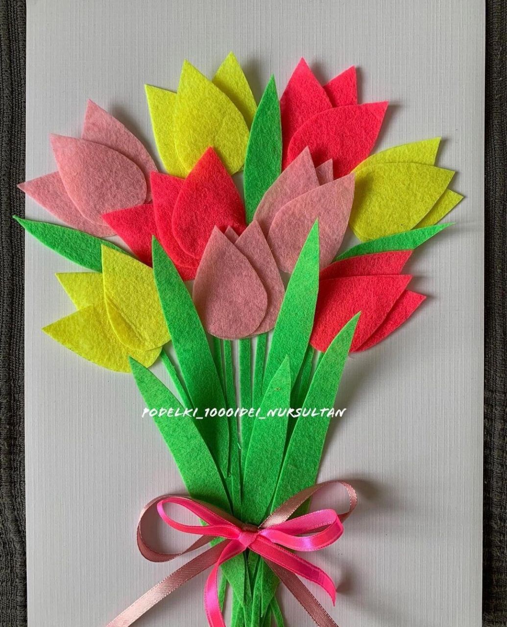 母亲节教师节感恩节通用的手工花束贺卡来啦 制作过程简单又好看.